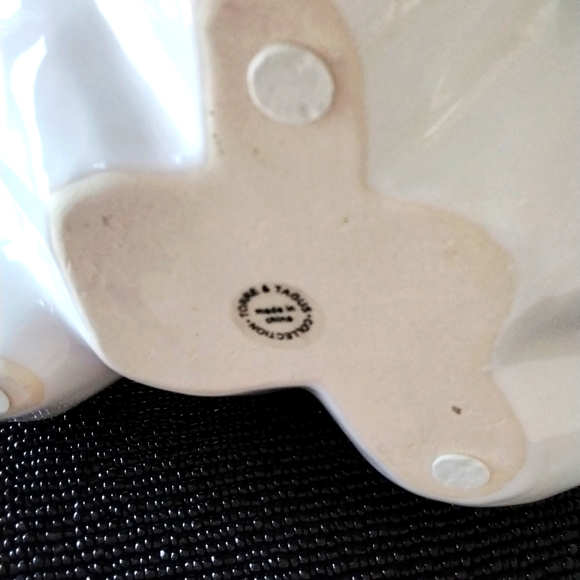 Torre & Tagus 5 bud ceramic vase - Picture 5 of 7